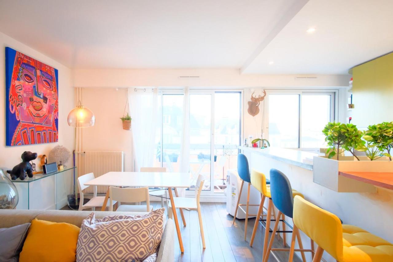 Beautiful And Bright Appt With Eiffel Tower View Appartement Parijs Buitenkant foto